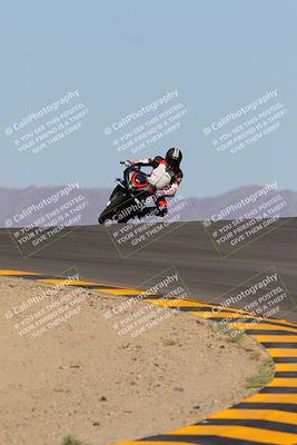 media/Oct-09-2022-SoCal Trackdays (Sun) [[95640aeeb6]]/Turns 9 and 10 (1050am)/